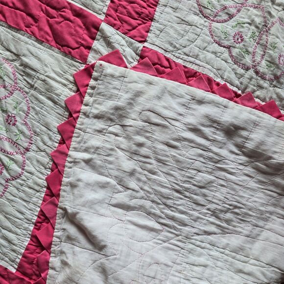 Vintage 1900s Quilt Pink White Hearts Prairie Point Binding Embroidered 90"x 76" - Picture 6 of 12